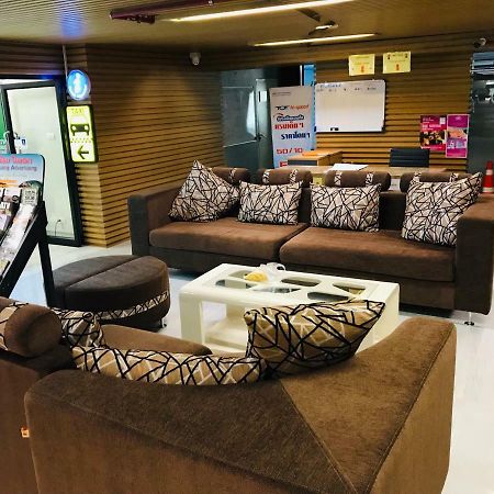 Astra Suites Central Чиангмай Екстериор снимка