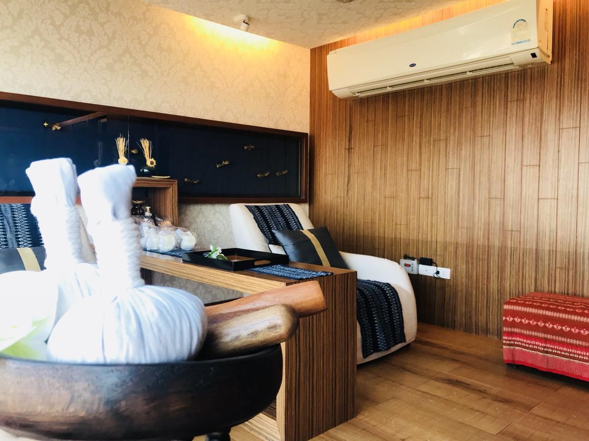 Astra Suites Central Чиангмай Екстериор снимка