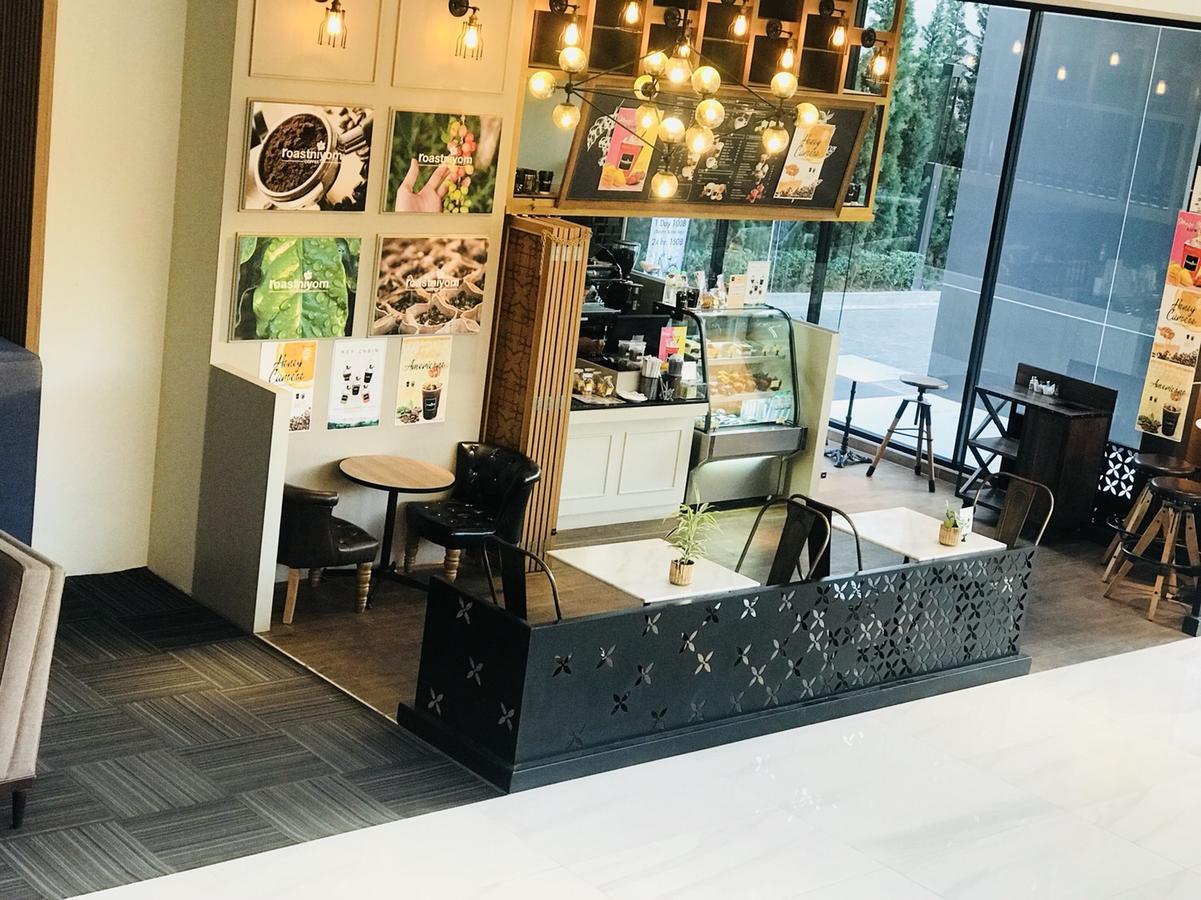 Astra Suites Central Чиангмай Екстериор снимка
