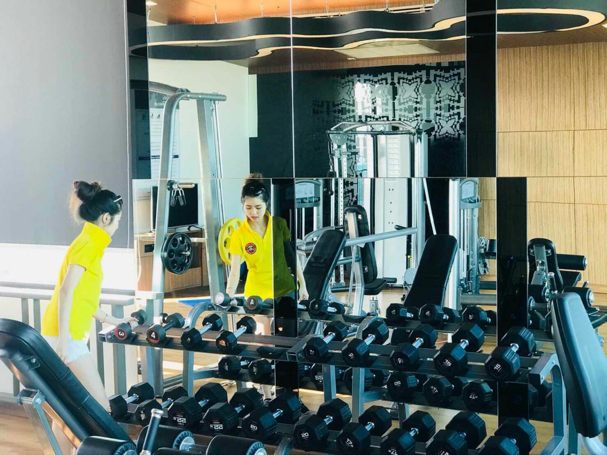Astra Suites Central Чиангмай Екстериор снимка